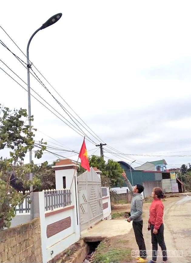 Các công trình thắp sáng đường quê đem lại diện mạo mới cho nông thôn  Tuyên Quang