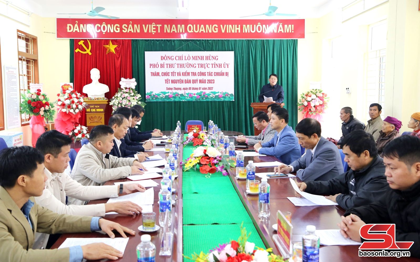 Đồng chí Phó Bí thư Thường trực Tỉnh ủy thăm, chúc tết tại huyện Phù Yên