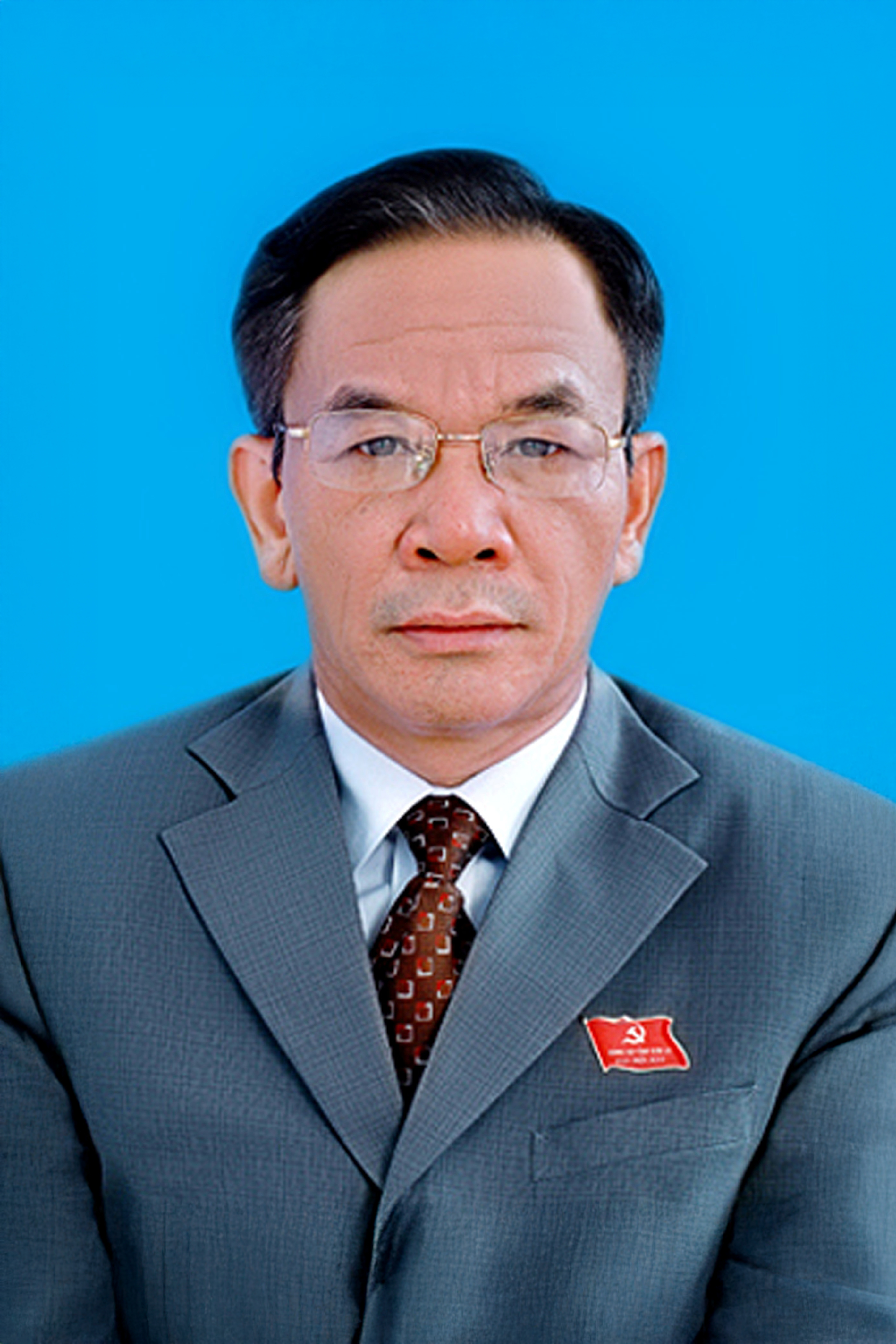 HOÀNG VĂN CHẤT