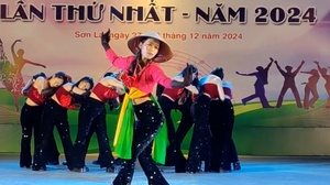 Tiết mục của Câu lạc bộ Happy Virus Dance đoạt giải A Liên hoan khiêu vũ, dân vũ tỉnh Sơn La