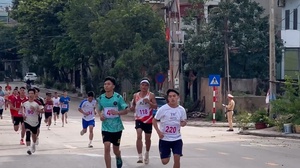 Giải chạy phong trào chào mừng 80 năm Ngày truyền thống Công an nhân dân Việt Nam 
