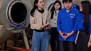 Tham quan học tập mô hình khởi nghiệp tiêu biểu của thanh niên