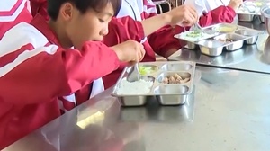 Trường học phải công khai danh sách đơn vị cung cấp thực phẩm để tăng cường giám sát