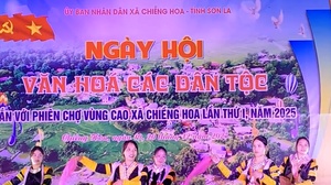 Đặc sắc phần thi văn nghệ tại Ngày hội văn hoá các dân tộc xã Chiềng Hoa