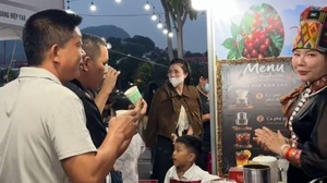 34 gian hàng quảng bá cà phê Sơn La