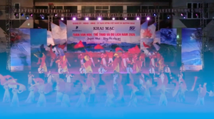 Ấn tượng chương trình nghệ thuật "Quỳnh Nhai - Sông Đà vẫy gọi"