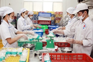 Bảo đảm nguồn hàng phục vụ thị trường Tết Nguyên đán