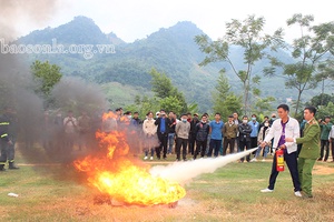 Huấn luyện nghiệp vụ và ra mắt Cụm dân cư an toàn phòng cháy, chữa cháy