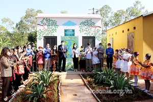 Bàn giao công trình sử dụng vật liệu từ chai nhựa