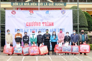 Chương trình "Đông ấm Biên cương" năm 2021