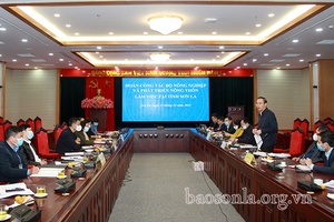 Đồng chí Thứ trưởng Bộ Nông nghiệp và Phát triển nông thôn làm việc tại tỉnh Sơn La