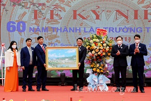 Kỷ niệm 60 năm thành lập Trường THPT Tô Hiệu