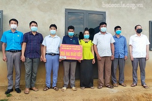 Những ngôi nhà nhân ái