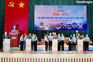 Thi đua học tập, rèn luyện, xung kích tình nguyện