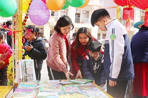 Trải nghiệm “Chợ Tết quê em - Tet market in my home town”