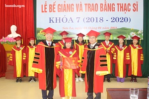 Trường Đại học Tây Bắc: Trao bằng Thạc sỹ cho 51 học viên