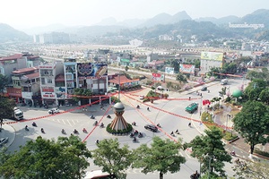 “Thay áo mới” cho Thành phố đón xuân Tân Sửu