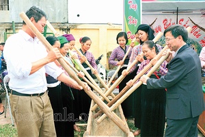 Đâm đuống - Nghệ thuật dân gian đặc sắc