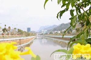 Để dòng Nặm La trong xanh