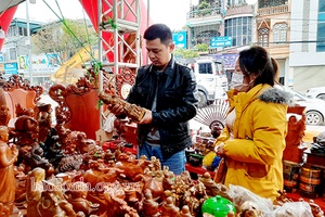 Trưng bày, giới thiệu sản phẩm hàng thủ công mỹ nghệ tại Vincom Plaza Sơn La