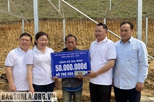 Hỗ trợ xóa nhà tạm cho hộ nghèo vùng cao huyện Bắc Yên