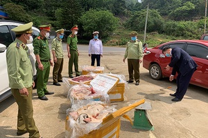 Vân Hồ: Phát hiện và tiêu hủy 445 kg nội tạng trâu bò không rõ nguồn gốc