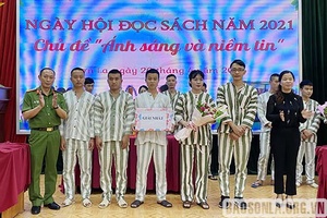 Tổ chức Ngày hội đọc sách cho phạm nhân