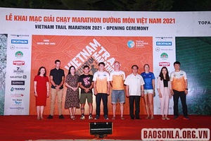 Khai mạc Giải chạy Marathon đường mòn Việt Nam năm 2021 tại huyện Mộc Châu