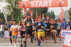 Ấn tượng giải chạy Marathon đường mòn Việt Nam 2021