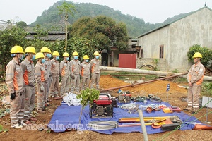 Diễn tập phòng chống thiên tai, tìm kiếm cứu nạn và xử lý sự cố hệ thống lưới điện, an toàn