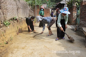  Sôi nổi “Ngày về cơ sở xây dựng nông thôn mới” ở Tông Cọ