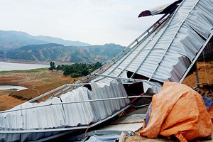 Đề phòng dông lốc, mưa đá và gió giật mạnh