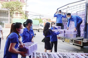 Sơn La hỗ trợ tiêu thụ vải thiều Bắc Giang