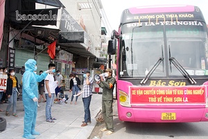 "Chia lửa" với Bắc Giang - Sơn La đón công dân về địa phương