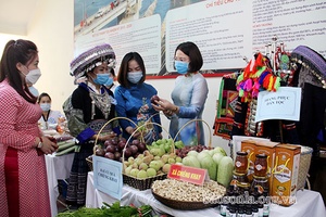 Ấn tượng Hội thi gian hàng “Ngày hội phụ nữ khởi nghiệp”