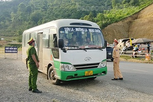 Tạm dừng hoạt động vận chuyển hành khách đi, đến các địa bàn xã Kim Bon (Phù Yên); xã Tân Hợp, Chiềng Sơn (Mộc Châu) và thị trấn Thuận Châu (Thuận Châu)