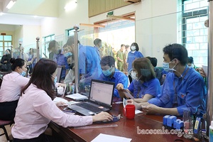 Mô hình “Gửi tiền tiết kiệm - Vì tương lai xanh”