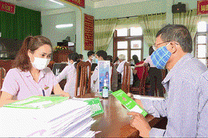 Khẩn trương giải ngân gói hỗ trợ cho vay trả lương người lao động