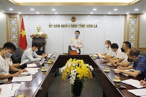 Đồng chí Phó Chủ tịch UBND tỉnh làm việc với Sở TT&TT