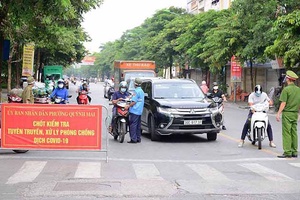 Thực hiện nghiêm, quyết liệt giãn cách xã hội