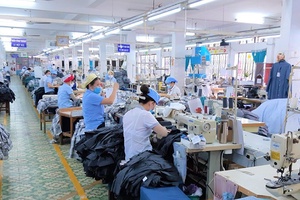 Sớm tháo gỡ hai điểm nghẽn để thực hiện mục tiêu kép