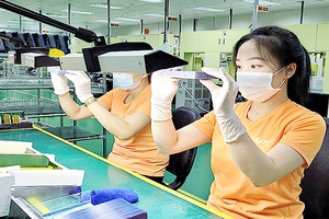 Hiểu đúng về "sống chung với dịch"