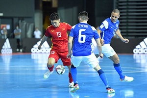 Đội tuyển futsal Việt Nam gặp thất bại khó tránh khỏi trước Brazil