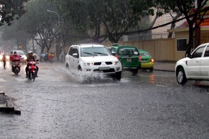 Từ ngày 5 đến 6/10, rãnh áp thấp gây mưa lớn nhiều nơi trên cả nước