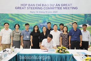 Đồng hành và nâng quyền cho phụ nữ dân tộc thiểu số