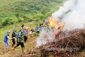 Diễn tập ứng phó cháy rừng - tìm kiếm cứu nạn xã Mường Giôn 