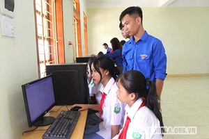 Lan tỏa chương trình "Máy tính cũ - tri thức mới"