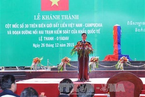 Thủ tướng Chính phủ hai nước Việt Nam - Campuchia dự Lễ khánh thành cột mốc 30 