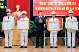 Tổng kết công tác Công an năm 2015, triển khai nhiệm vụ năm 2016