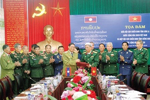Hiệp hội Cựu Chiến binh tỉnh Xiêng Khoảng  thăm và trao đổi kinh nghiệm với Hội CCB tỉnh